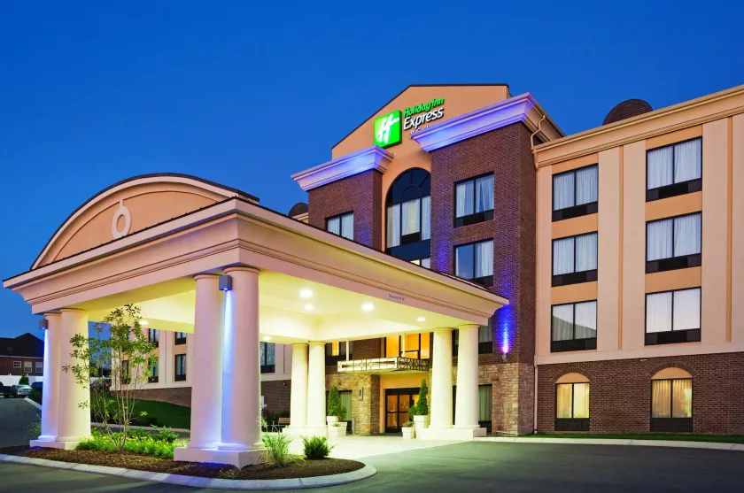 Holiday Inn Express Hotel & Suites Smyrna-Nashville Area by IHG - Image 1