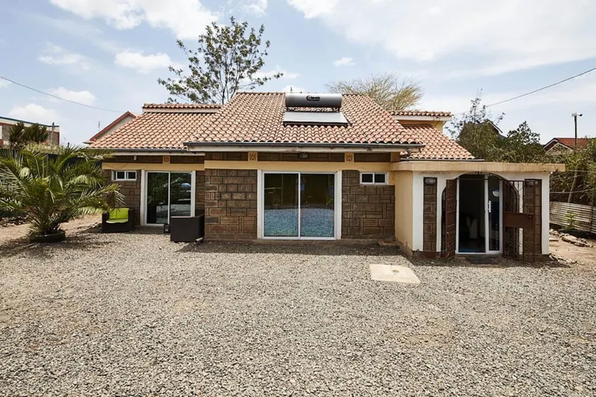 NAIROBI STAR Airport INN - Image 1