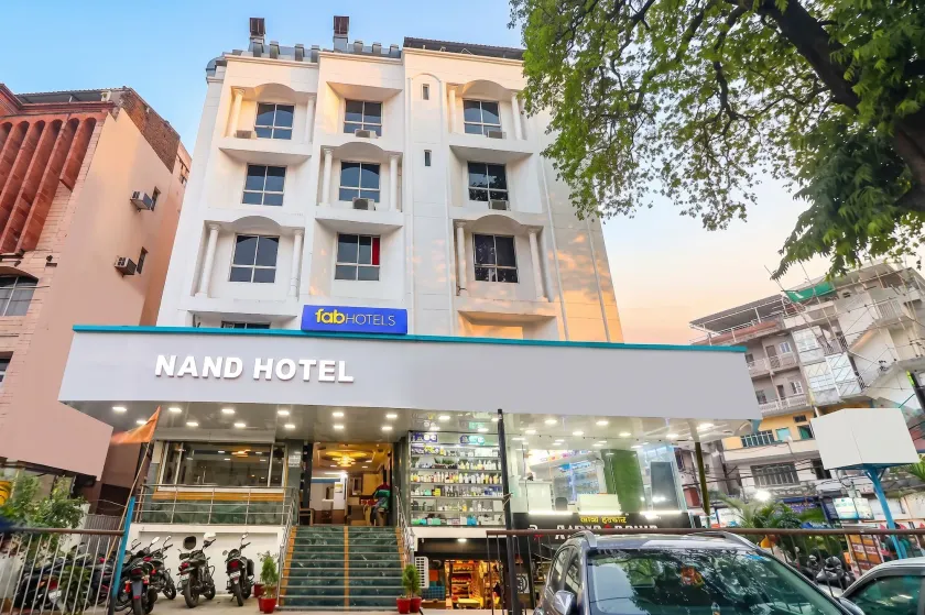 FabHotel Nand's Residency - Image 1