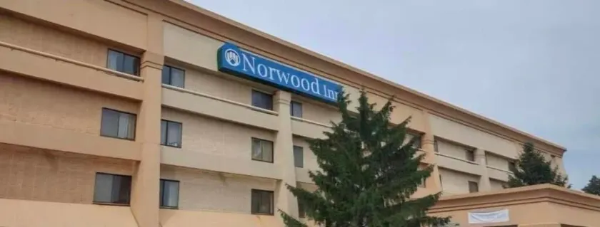 Norwood Inn & Suites by BlissPoint Post Rd Indianapolis - Image 1
