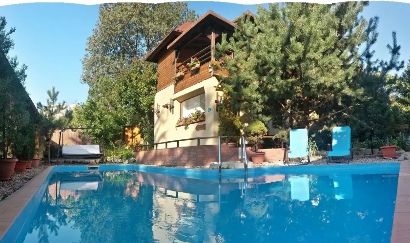 B&B Casa Mica Guesthouse - Image 1