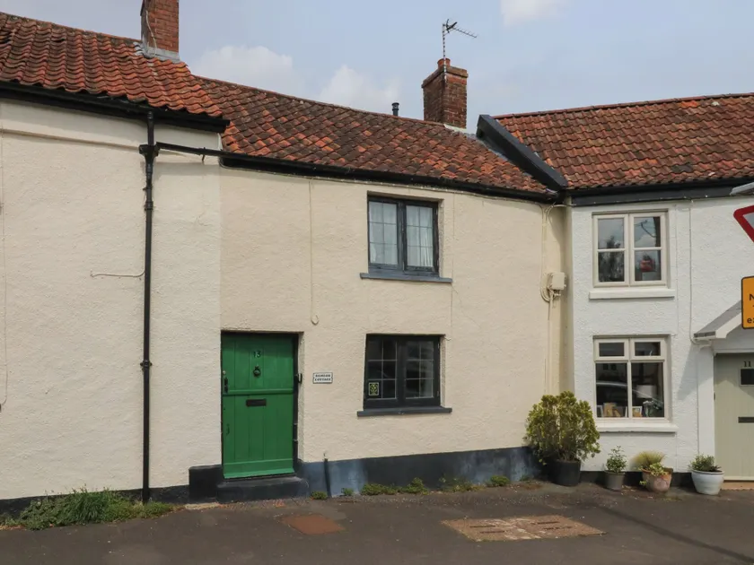 Damson Cottage - Image 1
