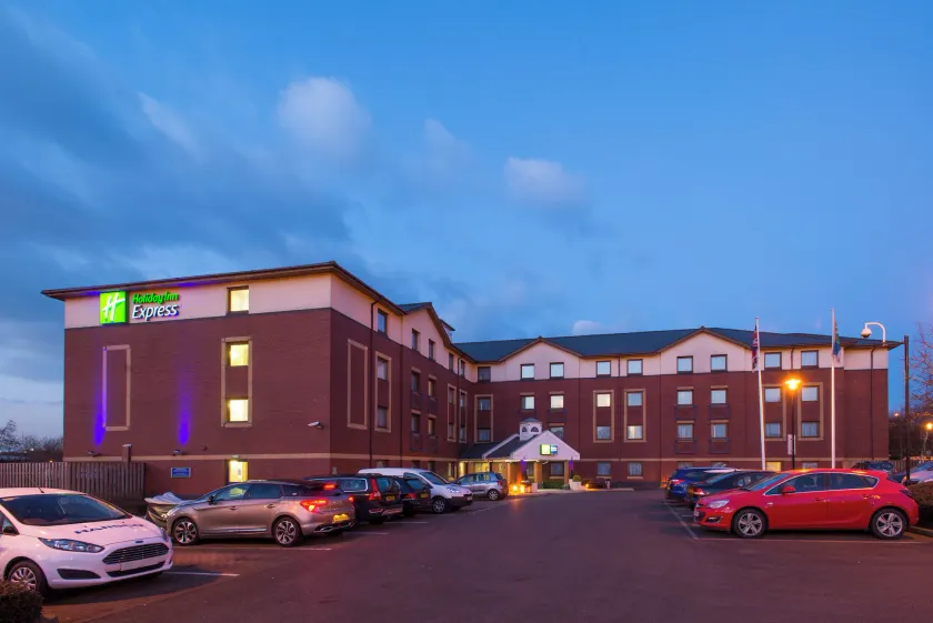 Holiday Inn Express Bristol Filton by IHG - Image 1