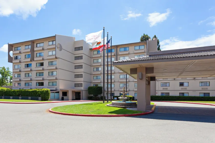Crowne Plaza Silicon Valley North - Union City by IHG - Image 1
