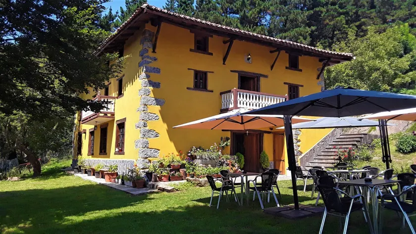 Albergue Rural Mandoia - Hostel - Image 1
