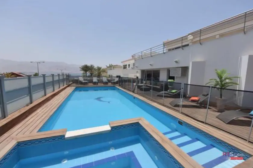 Villa with heated pool and Jacuzzi Sea View 300m Front of the Beach - Image 1