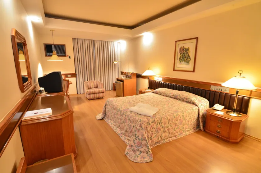 Hotel Gran Corona - Image 1