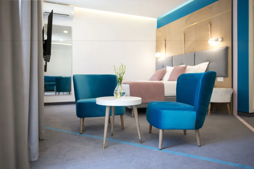 City Nest Modern & Cozy Suites - Image 1