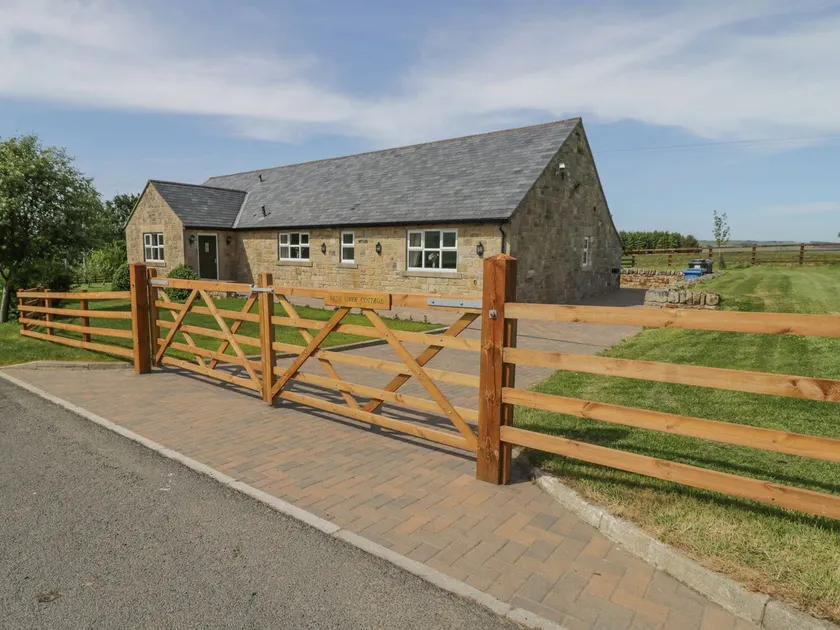 Rede River Cottage - Image 1
