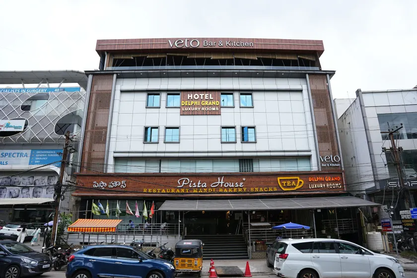 Hotel Delphi Grand Hyderabad - Hi-Tech City, Perfect for Business & Comfort - Image 1