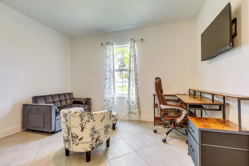 Beach-hop & Golf! Port St Lucie Apt w/ Shared Yard - Image 1