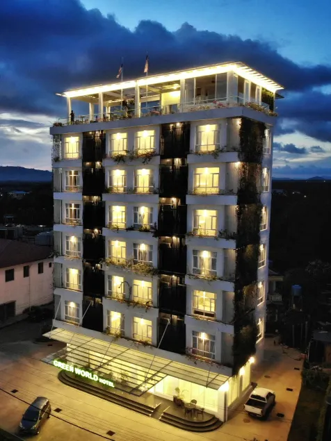 Green World Hotel - Image 1