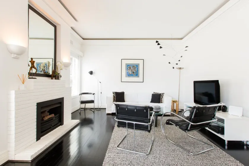 The Double Bay Executive Apartment - Image 1