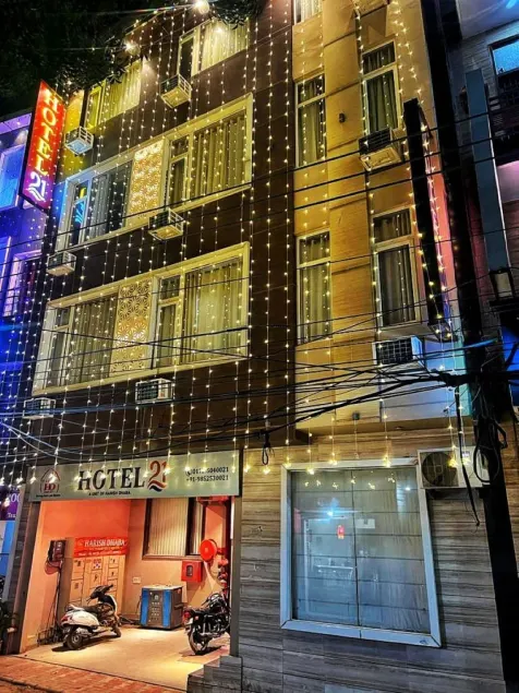 Hotel 21 Chandigarh - Image 1