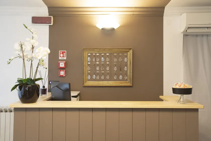 Hotel Clift - Image 1