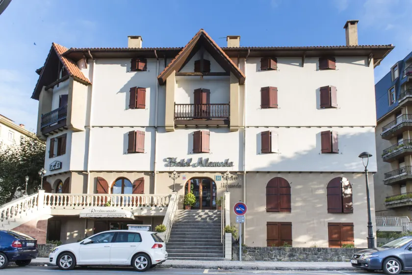 Hotel Alameda - Image 1