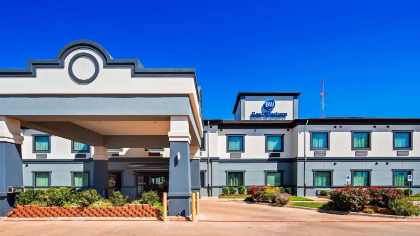 Best Western Littlefield Inn & Suites - Image 1