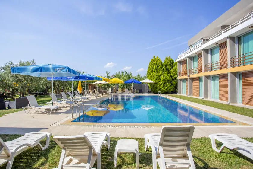 Zeytin Bahcesi Hotel - Image 1