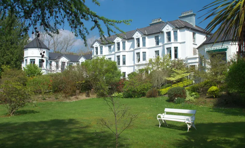 Seaview House Hotel - Image 1