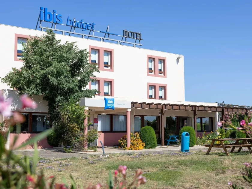 ibis budget Narbonne Sud A9/A61 - Image 1