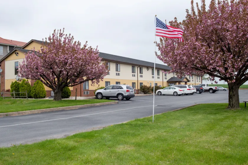 Eastbrook Inn - Image 1