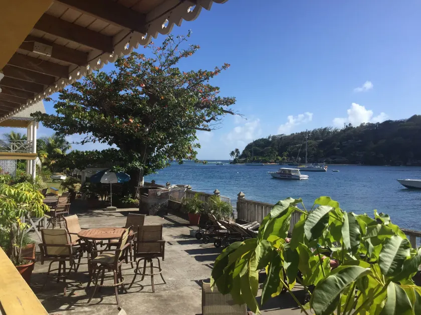 Paradise Beach Hotel - Image 1