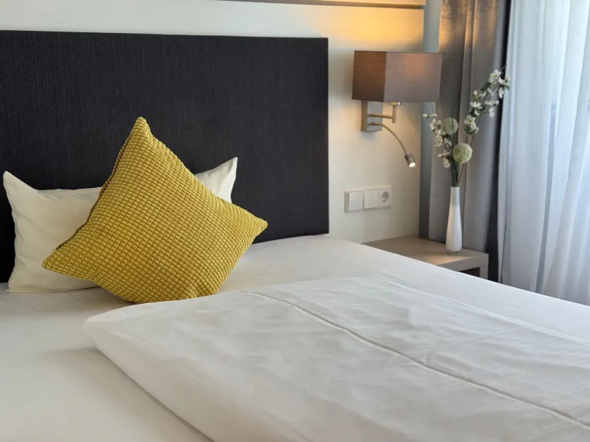 Mirage City Hotel Stuttgart - Image 1