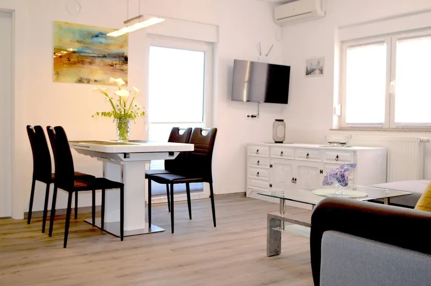 Panoramic View Apartment Marijane - Image 1