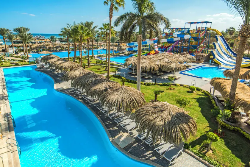 Sunrise Aqua Joy Resort - Image 1
