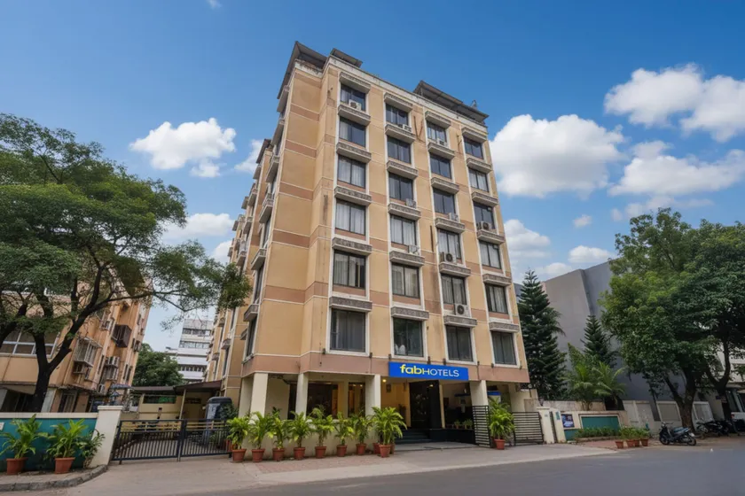FabHotel Olive Suite - Image 1