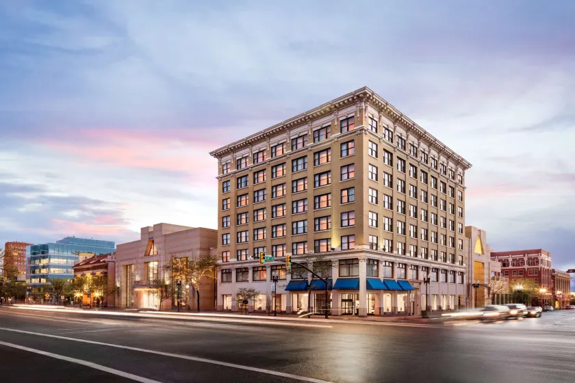 Hampton Inn & Suites Ogden - Image 1
