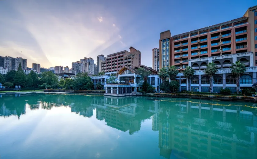 Poly Hotspring Guiyang Hotel - Image 1