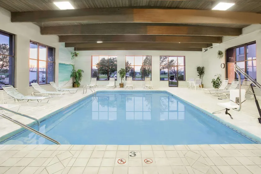 Baymont by Wyndham Janesville - Image 1