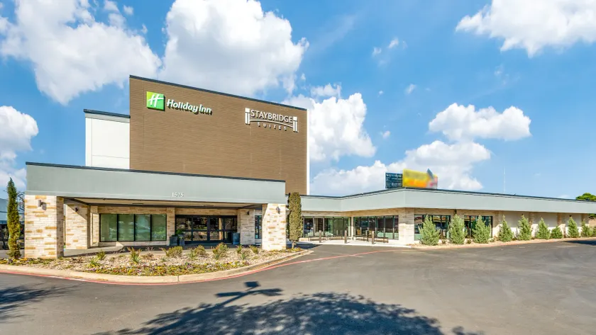 Staybridge Suites Dallas Market Ctr Love Field by IHG - Image 1