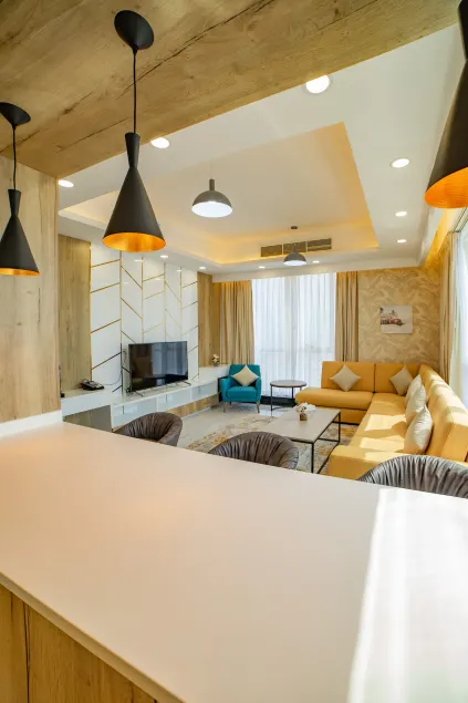 Platinum Coast Hotel Apartments - Image 1