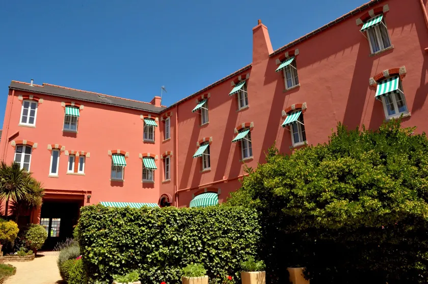 Le Trianon - Image 1
