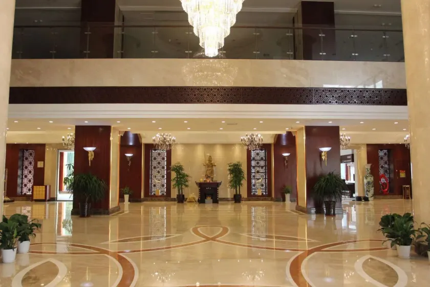 Qingdao TianRun JinWang Hotel - Image 1