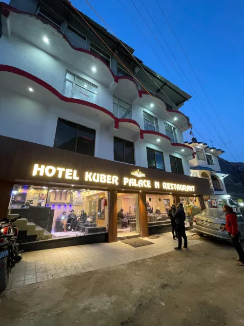 Hotel Kuber Palace Badrinath - Image 1