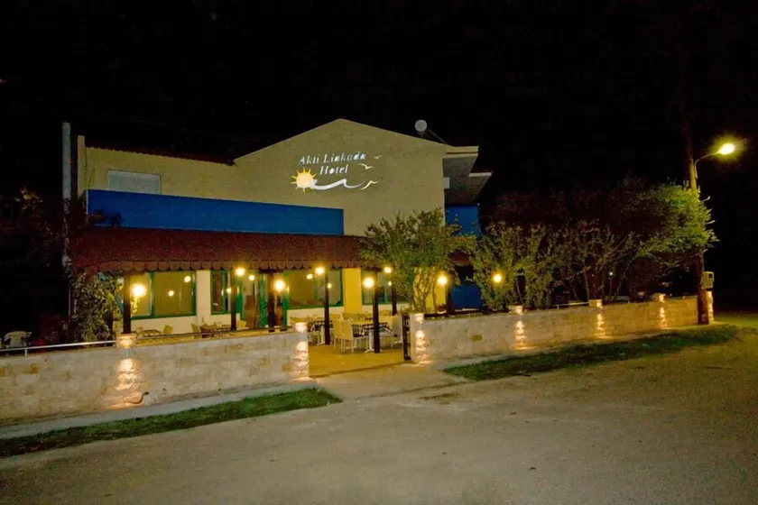 Akti Liakada Hotel - Image 1