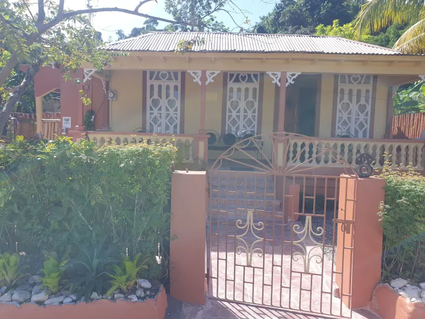Mesmerize Guest House - Image 1