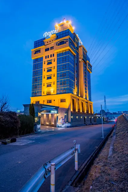 Hotel Regent (Adult Only) - Image 1