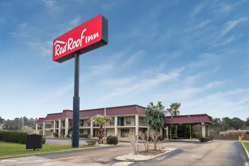 Red Roof Inn Mobile North – Saraland - Image 1