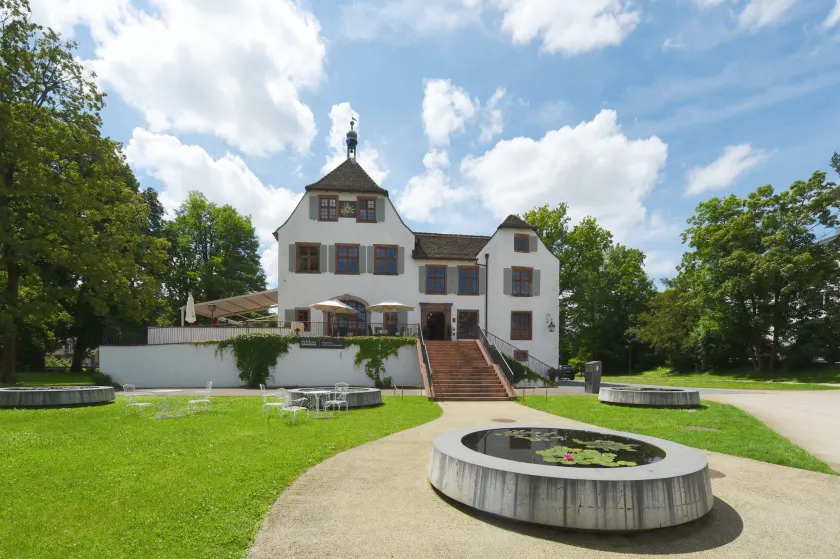 Hotel im Schlosspark - Image 1