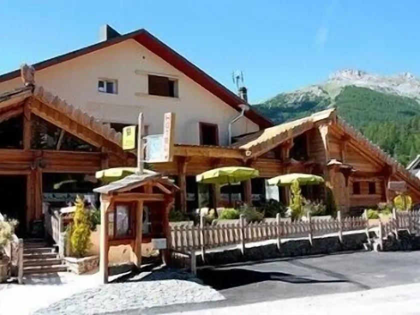 Hotel l'Ecureuil - Image 1