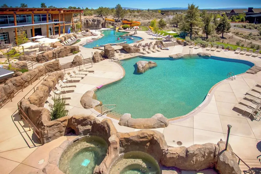 Golf Access On-site! Home w/ Shared Pool - Image 1
