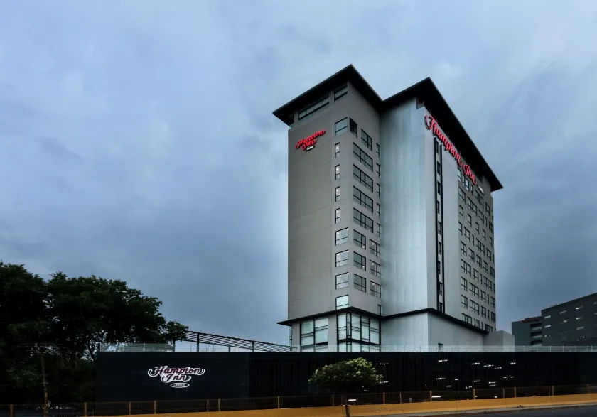 Hampton Inn San Luis Potosi - Image 1