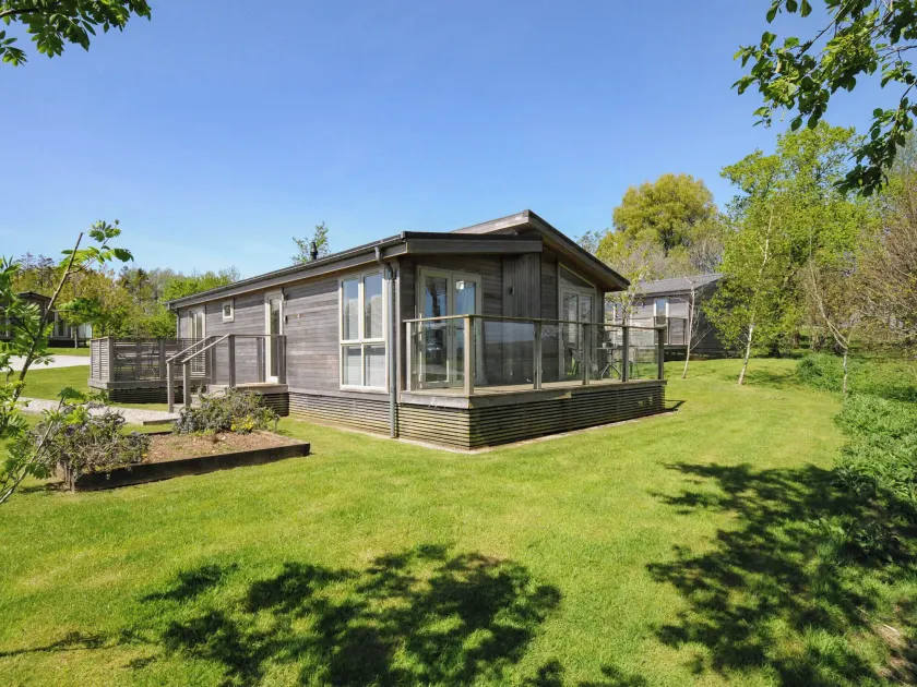 19 Meadow Retreat - Image 1