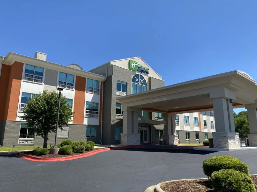 Holiday Inn Express & Suites - Enterprise by IHG - Image 1