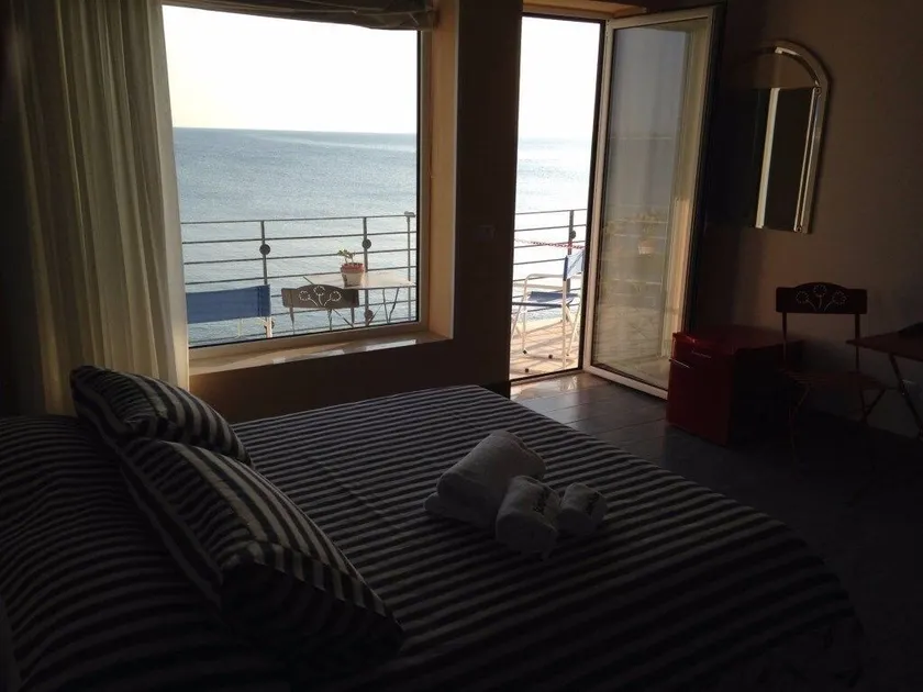 Salento Palace Bed & Breakfast - Image 1