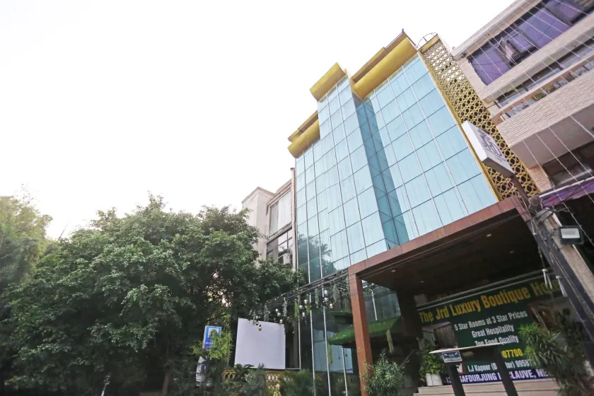 JRD Luxury-Business Hotel - Image 1